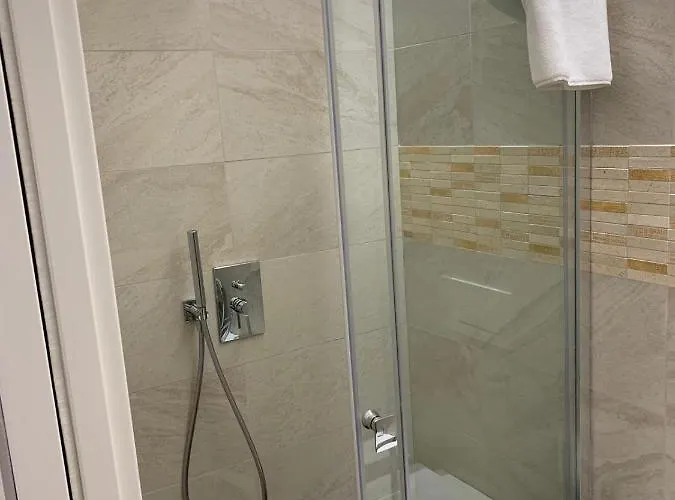 Galleria Cavour 4*