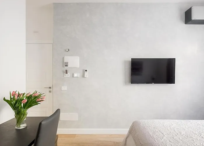 Galleria Cavour 4*