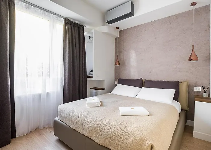 Galleria Cavour 4*