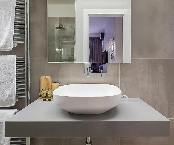 Galleria Cavour B&B 4*