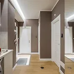 Galleria Cavour Bed & Breakfast 4*