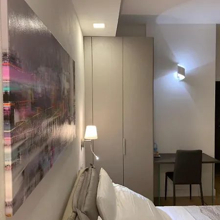 Galleria Cavour 4*