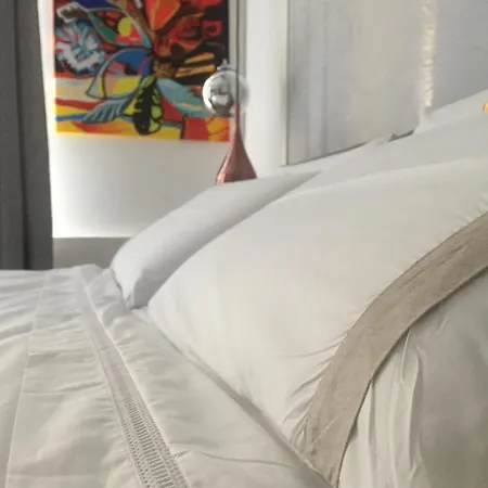 Galleria Cavour Bed & Breakfast 4*