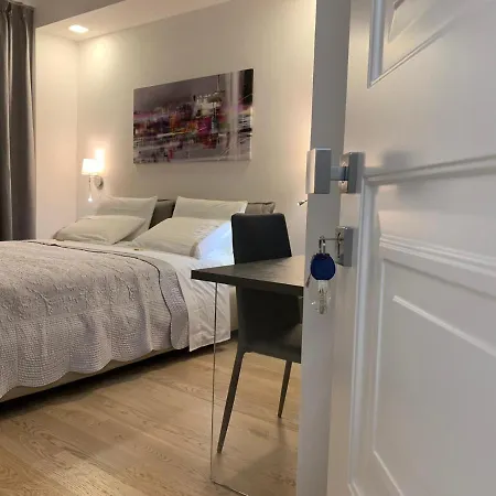 فندق مبيت وإفطار Galleria Cavour 4*