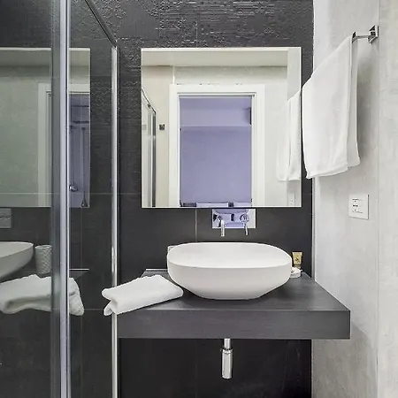 Galleria Cavour B&B