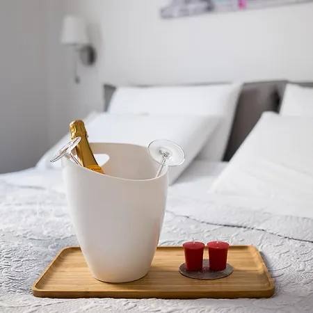 Galleria Cavour 4*