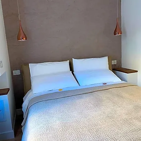Bed & Breakfast Galleria Cavour 4*