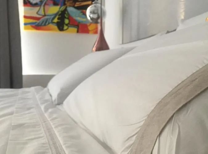 Galleria Cavour Bed & Breakfast 4*