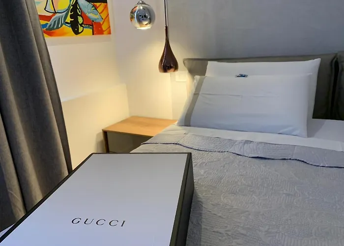 Galleria Cavour 4* Bologne