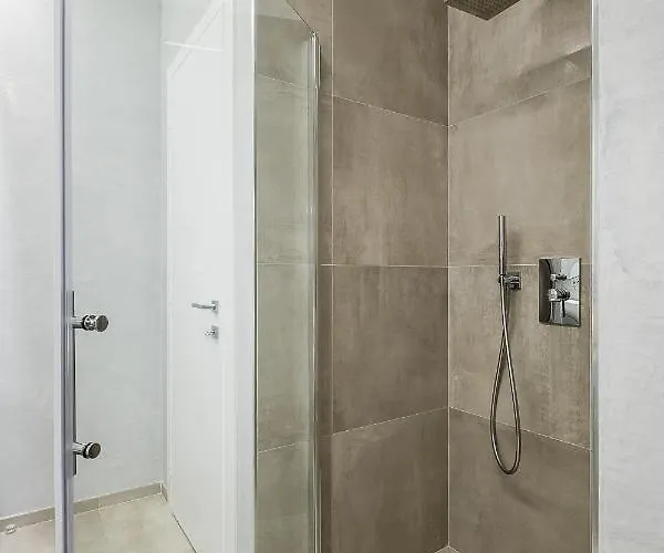 Galleria Cavour 4* Boloňa