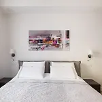 Galleria Cavour 4*