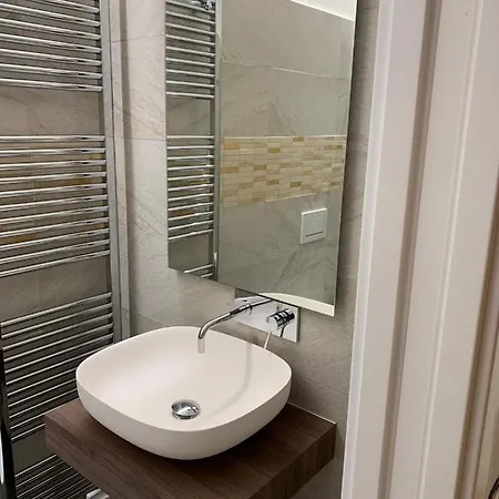 לינה וארוחת בוקר Galleria Cavour