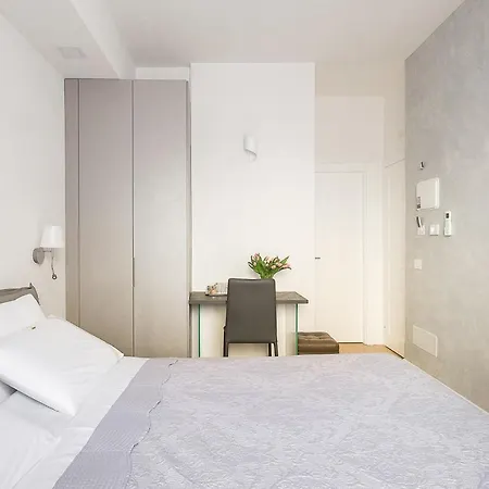 לינה וארוחת בוקר Galleria Cavour