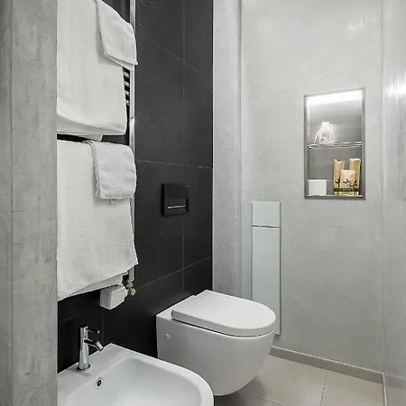 Galleria Cavour 4*