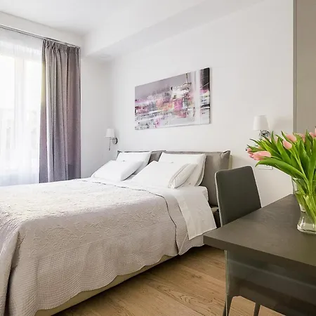 Galleria Cavour 4*
